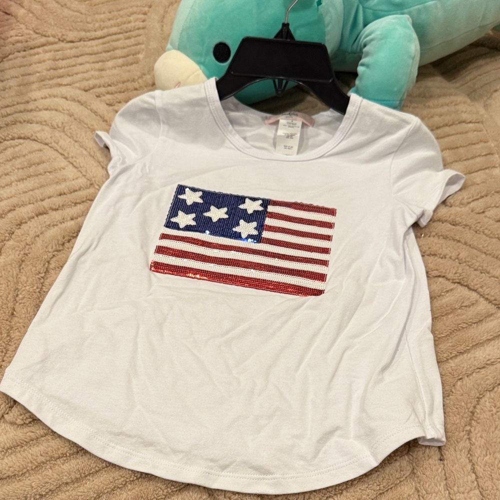 NEW White Kids T-Shirt with American Flag Design Big Girl Size 6